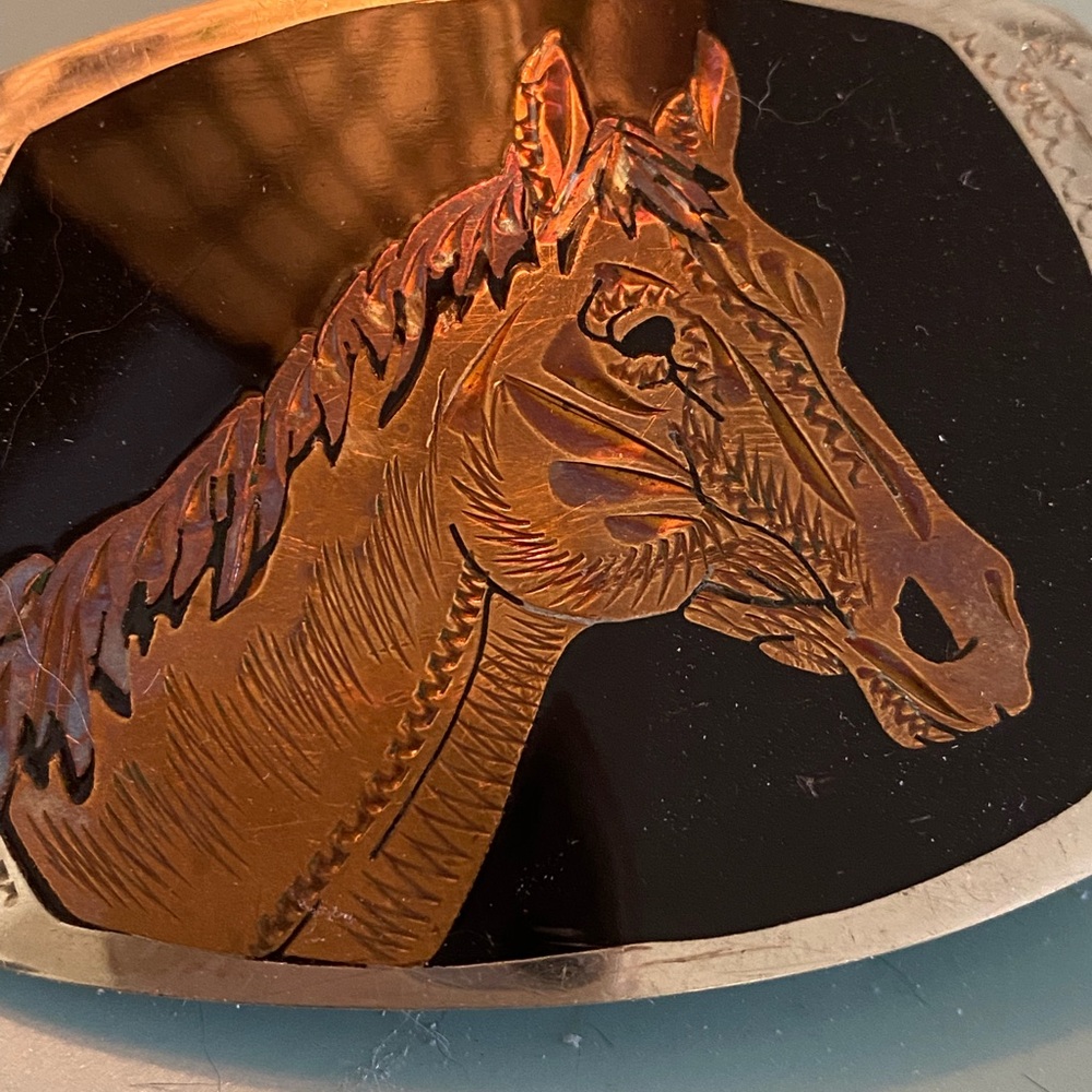 Silver Horse Engraved Belt Buckle - Picture 2 of 8